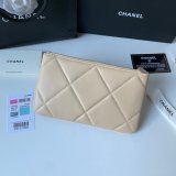 Hot Replica 19 Lambskin Small Pouch AP1059 Bag