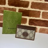 Knockoff Gucci 673002 Card case with Interlocking G Holder for Men