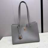 Top Fashion Cabas 16 In Smooth 112583 Celine Replica Bag