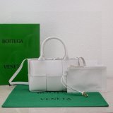 Best Bottega Veneta MINI Arco Tote Bag 25CM