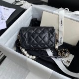 CC Replica Pearl CF Classic Flap 18cm Black/White Bags