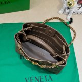 Top Quality BOTTEGA VENETA ANDIAMO small 25cm tote bag