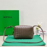 BEST Bottega Veneta Loop Camera Perfect bag 22cm